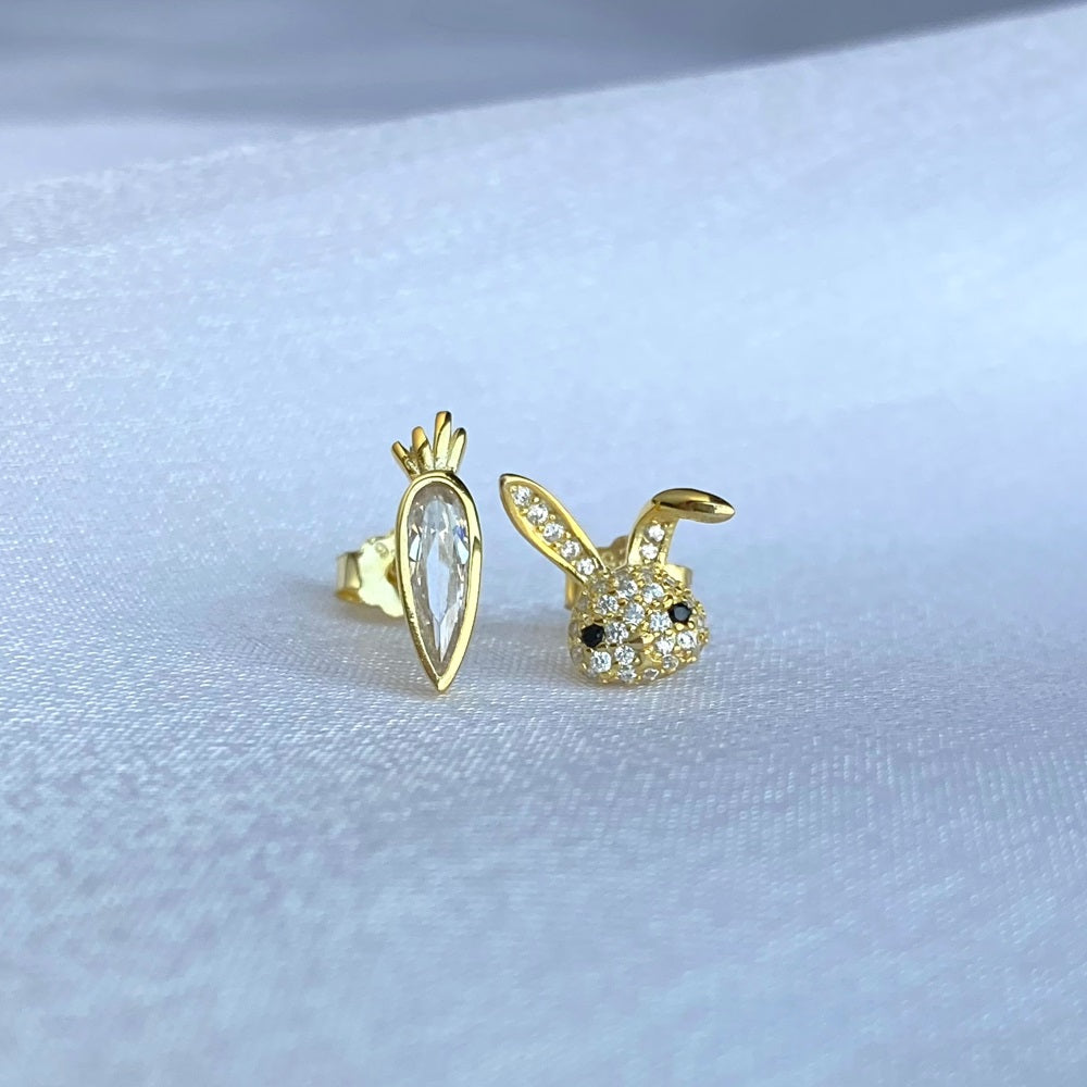 Bunny Carrot Studs